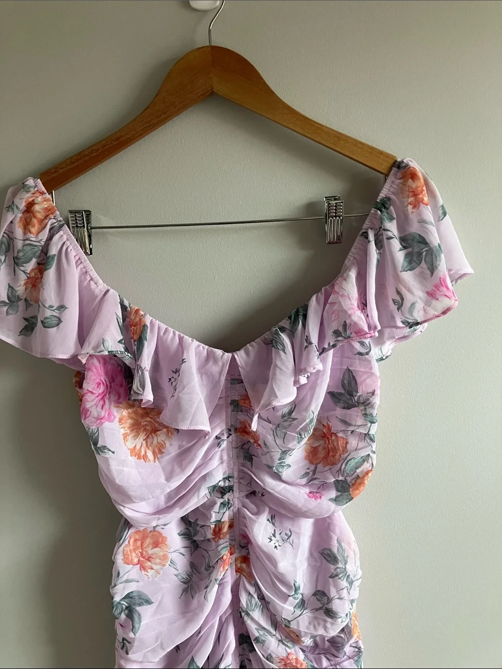 ASTR The Label Devereaux Dress in Pink multi floral size Medium - Picture 3 of 9